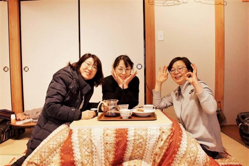 Bed and Breakfast Tsushima White House Exterior foto