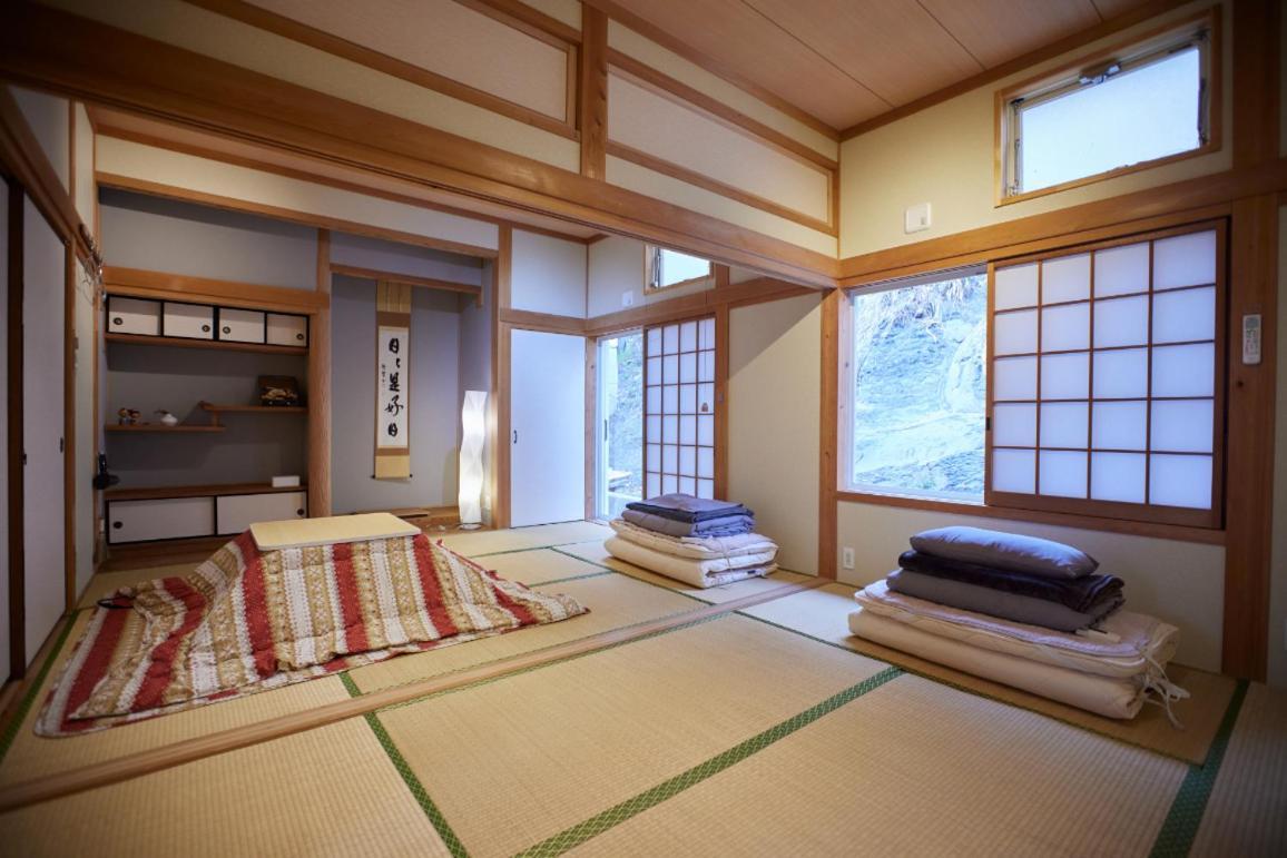 Bed and Breakfast Tsushima White House Exterior foto